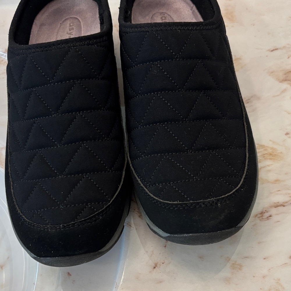 Easy Spirit Black Quilted Mules